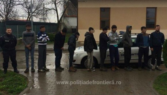 Tíz migráns próbált átszökni Romániába