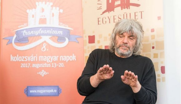 Újra „összehozza” Billt és Hobót a terjeszkedő KMN