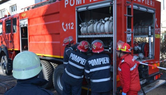 Kigyulladt egy raklaptelep Tordaszentmihályon