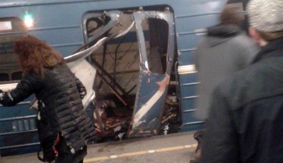 Robbantottak a szentpétervári metróban