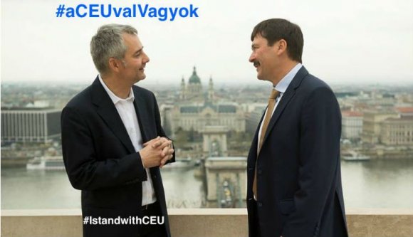 Barabási Albert-László arra kéri Ádert, ne írja alá a „lex CEU”-t