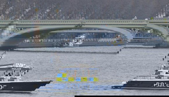 A kormány fizeti a londoni merénylet áldozatának hazaszállítását