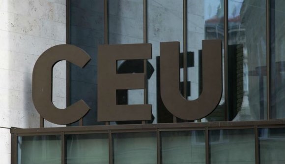 Nem mindenki látná szívesen Aradon a CEU-t