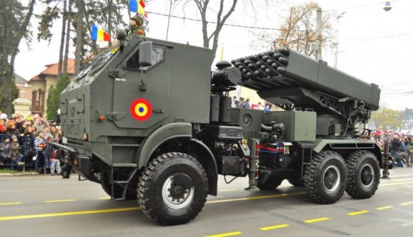 Nézzük, kiknek ad el fegyvert Románia