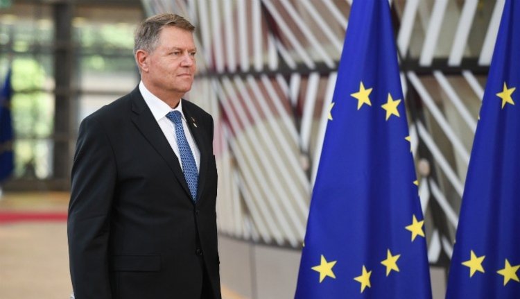Nem akar előrehozott választást Iohannis
