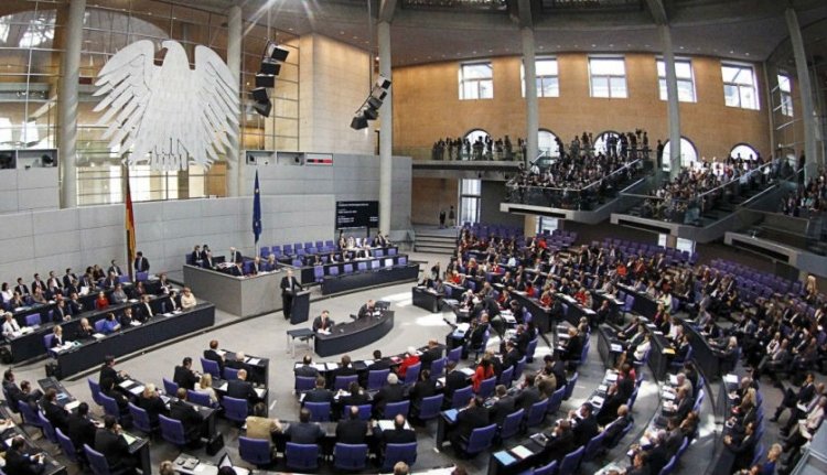 Mostantól Németországban is házasodhatnak a homoszexuálisok