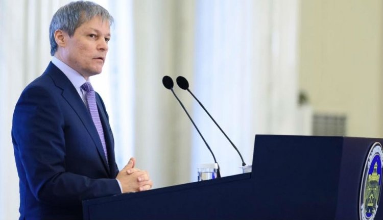 Saját párttal térne vissza a politikába Dacian Cioloş volt miniszterelnök