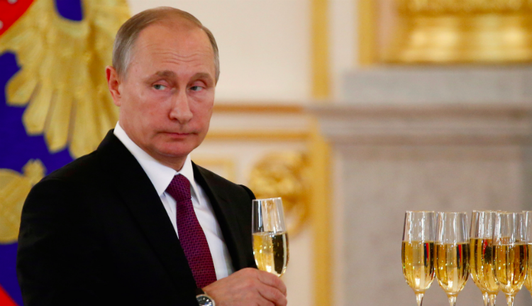 Mindenki fogózzon meg: Putyint újrajelölték