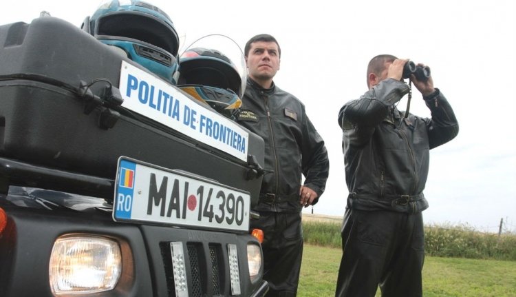 Három szír állampolgár is bezsúfolódott egy autó csomagtartójába, hogy Magyarországra szökhessen