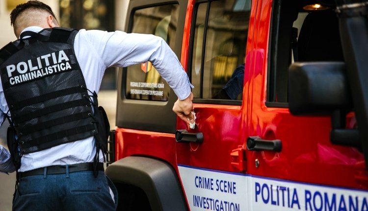 Bánságban fosztogató betörőket segített egy rendőr