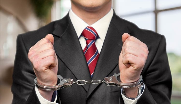 Nehezebb lesz elkapni a fehérgalléros bűnözőket?