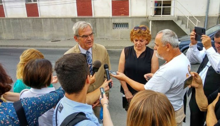 Tőkés: Beke és Szőcs politikai elítélt, perük kirakatper