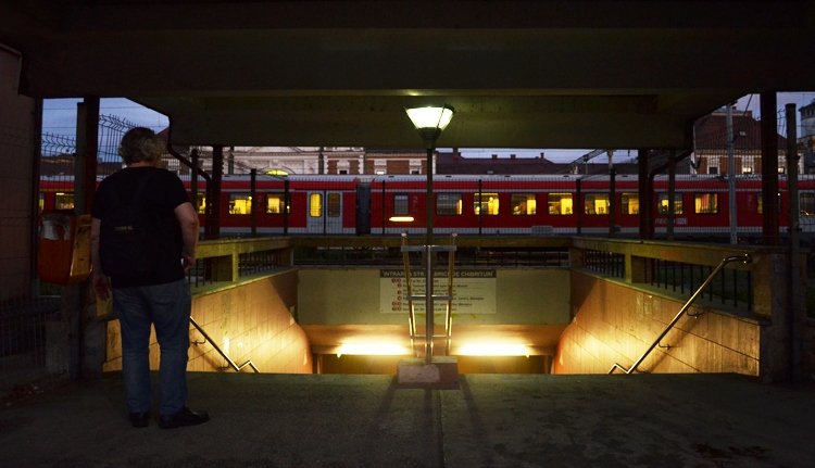 Lifttel, mozgólépcsővel a bűzbe: így folytatnák a kolozsvári vasútállomás korszerűsítését