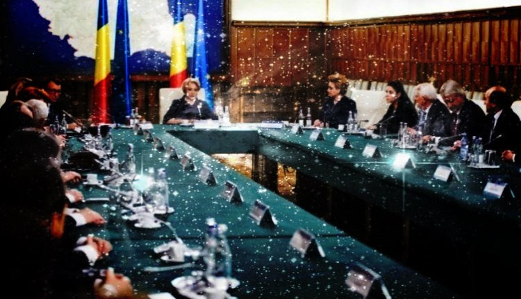 Egyáltalán nincs ünnepi hangulat a román politikában, fokozódik a kormány körüli káosz