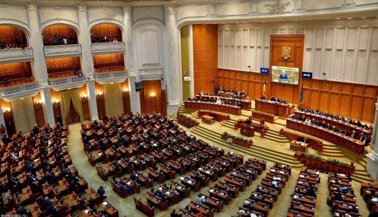 Dăncilă: a gyulafehérvári nyilatkozat teljesülését igazolja az RMDSZ parlamenti jelenléte