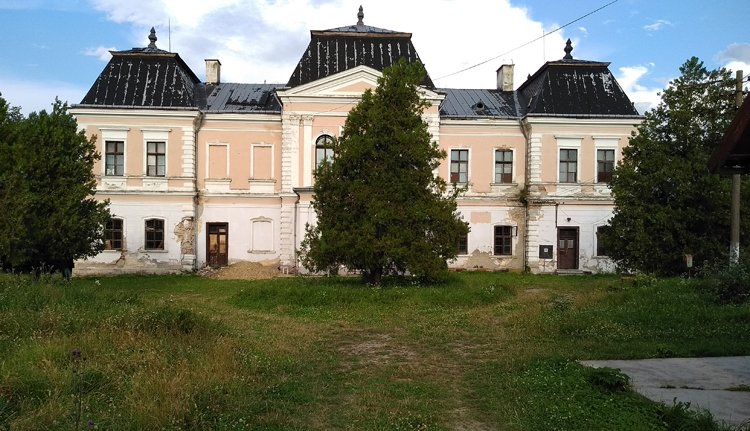 Nincs aki felújítsa a válaszúti Bánffy-kastélyt