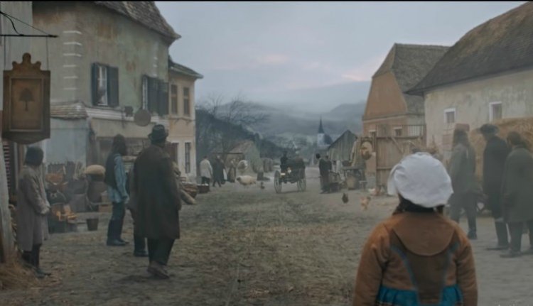 Erdélyig jött az autózás őskorszakába illő utakért a Mercedes