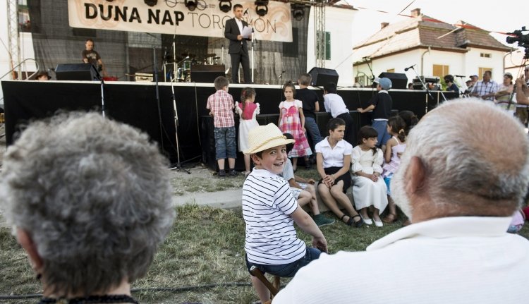 Potápi: határmódosítás nélkül egyesül a nemzet