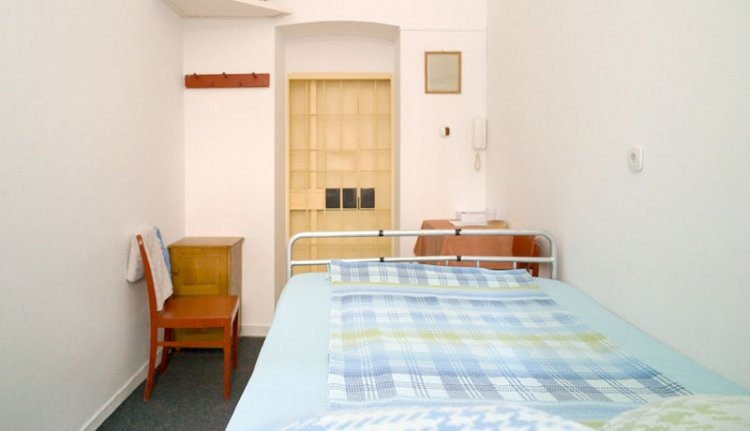 Uzsorásnak fizet az állam, mert eltiltotta a szextől