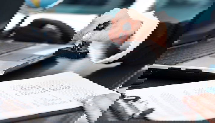 Viszlát, cégpecsét!