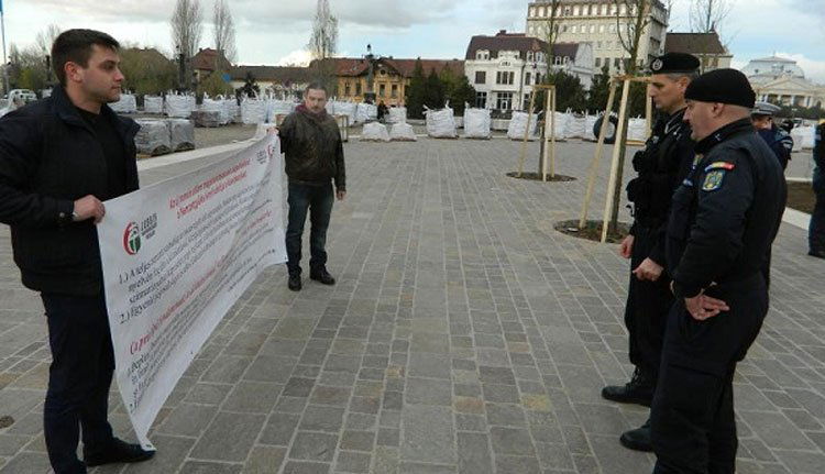 Várad: nem tetszett a csendőröknek, hogy a gyulafehérvári ígéretekre emlékeztették a románokat