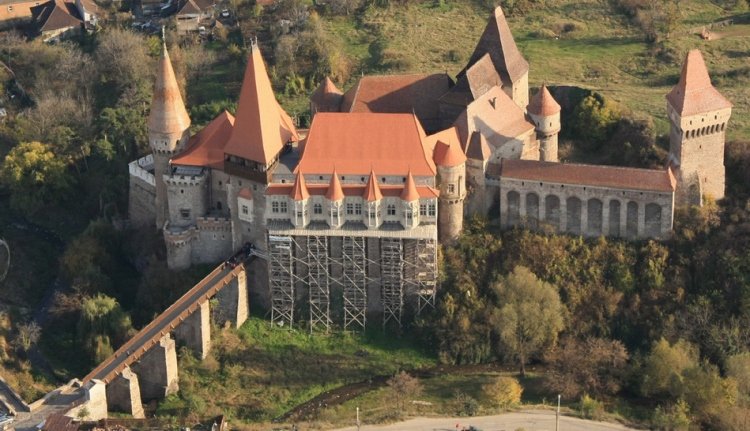 Végre rendbe teszik a vajdahunyadi várkastélyt is