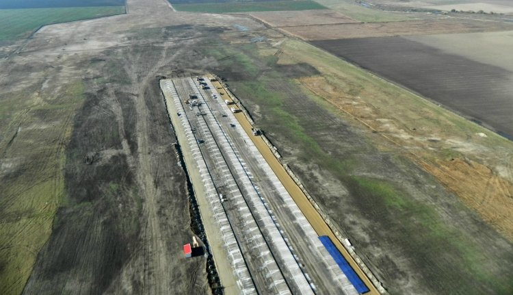 Beszáll Háromszék a vidombáki reptérbe