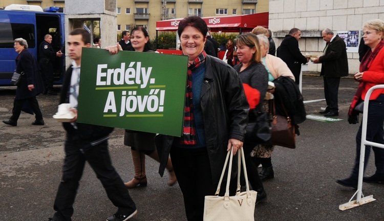 Meg tudja-e védeni az RMDSZ Erdélyt Bukaresttől? (VIDEÓ)