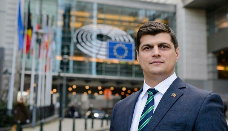 Egyesül két szélsőséges román párt