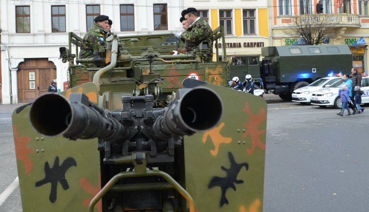 Több tízezer NATO katona gyakorlatozik itt nyáron