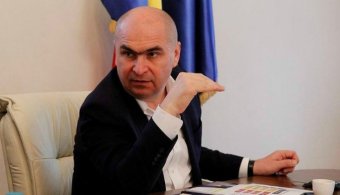 Ilie Bolojan „berobban”: csökkentené a közalkalmazottak és a parlament létszámát