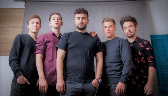 DALPREMIER: Így kell ma szabadnak lenni a 4S Street zenekar szerint (VIDEÓval)