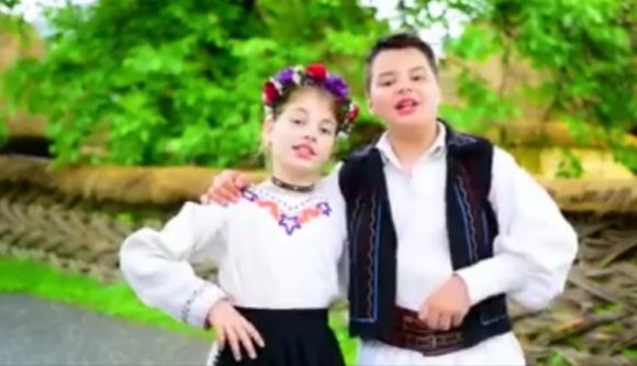 Nem csoda, hogy begerjedt a gyermekvédelem a PSD újabb gyomorforgató kampánydala miatt