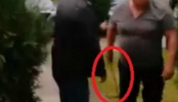 Kampány kombat: karddal támadt kollégájára egy PSD-s alpolgármester (VIDEÓval)