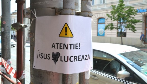 Nem csak a pápa, Jézus is Erdélybe látogat!