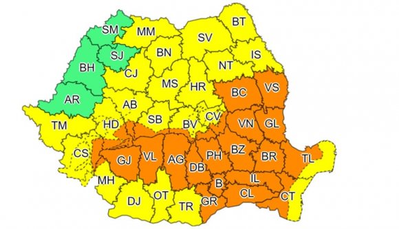 Narancs és sárga színekben fogadja az ország a pápát