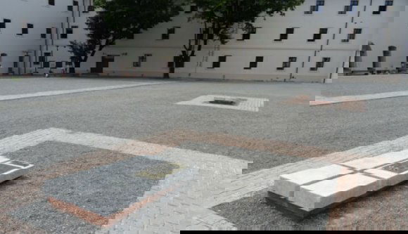 Két magyar király is síremléket kapott a váradi várban