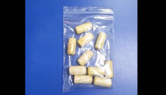 Gyomrában csempészte a kokaint, de lebukott