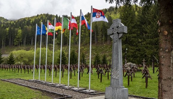 Legionárius az úzvölgyi kereszt – mutatta meg Kelemen Dăncilának