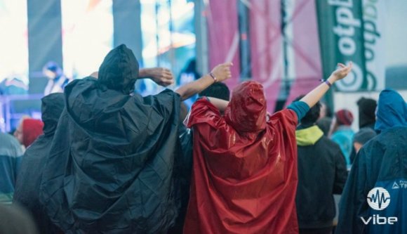 Sárga riasztással indul az erdélyi fesztiválszezon: tizennégy megyében várható vihar