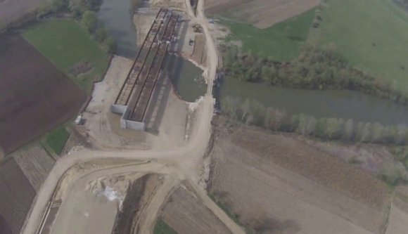 A legnagyobb kánikulában maradt napokig víz nélkül több ezer ember