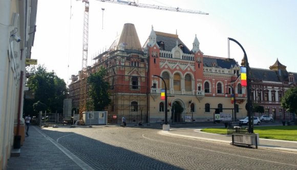 Így néz ki a tűzvész után megújuló nagyváradi görögkatolikus püspöki palota