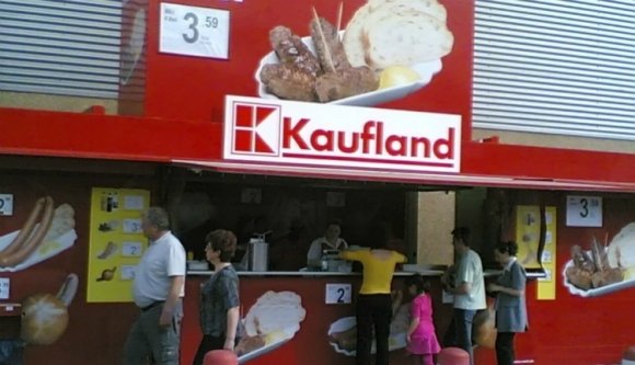 A magyarellenes román sajtóval fizettetnék ki a kauflandos miccses videó elvesztett perének költségeit