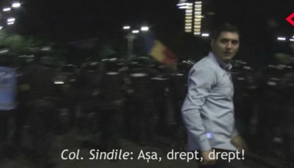 Megy az alibizés: leváltották a tavalyi brutális tömegoszlatást levezénylő csendőrségi főparancsnokot