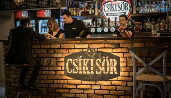 Tízezer lej büntetést ér a magyar nyelvű reklám a Székelyföldön