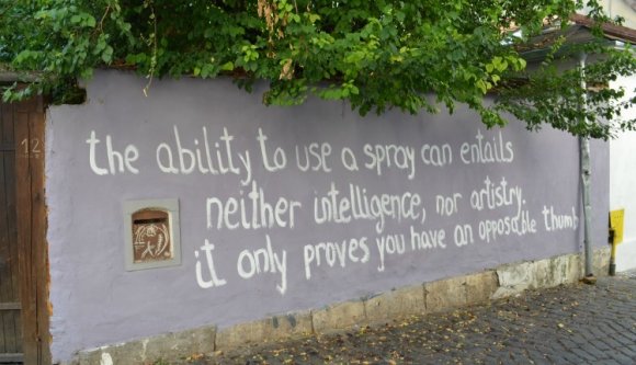 A teletetovált Kolozsvár. Mit mondanak rólunk a falfirkáink?