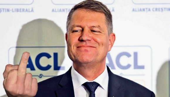 Iohannis lassan mondta, hogy mindenki értse: senkit nem nevez ki miniszternek (FRISSÍTVE)