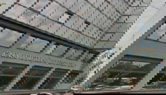 Szép összeggel léptek le a rablók a Temes megyei nyugdíjbiztosítótól