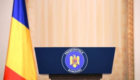 Romániában tízszer többet ér egy szász, mint egy magyar. Ki a Jani az elnökjelöltek között?