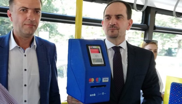 Érintős bankkártyával lehet fizetni a kolozsvári buszokon